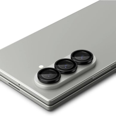 Samsung Galaxy Z Fold 7 Spigen Optik Pro HD Glas.TR EZ Fit kameros apsauga (2 vnt.) – juoda 3 Samsung Galaxy Z Fold 7 Spigen Optik Pro HD Glas.TR EZ Fit kameros apsauga (2 vnt.) – juoda 3