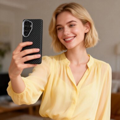 Samsung Galaxy S26 Ultra Tech-Protect Ion Carbon MagSafe dėklas – juodas ir sidabrinis 6 Samsung Galaxy S26 Ultra Tech-Protect Ion Carbon MagSafe dėklas – juodas ir sidabrinis 6