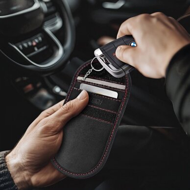 RFID dėklas Tech-Protect KLR100 – juodas ir raudonas 3