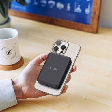 Tech-Protect LifeMag PB11 PowerbankMagSafe 10000mAh 15W USB-C port - Juodas + USB-C Kabelis 6 Tech-Protect LifeMag PB11 PowerbankMagSafe 10000mAh 15W USB-C port - Juodas + USB-C Kabelis 6