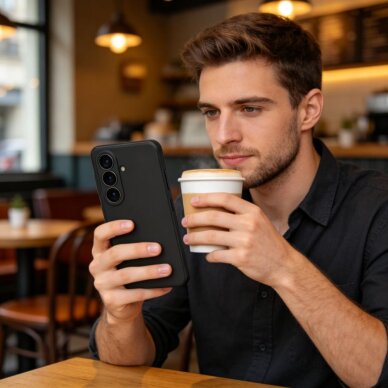 Samsung Galaxy S26 Tech-Protect Silicone MagSafe dėklas – juodas 6 Samsung Galaxy S26 Tech-Protect Silicone MagSafe dėklas – juodas 6