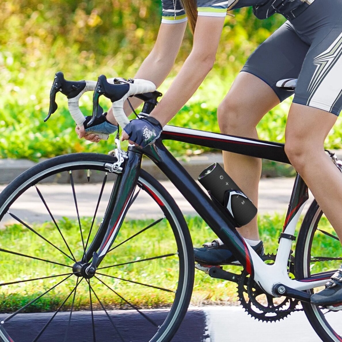 Nešiojamas „Bluetooth“ garsiakalbis Tronsmart Mirtune C2 24W – juodas 13