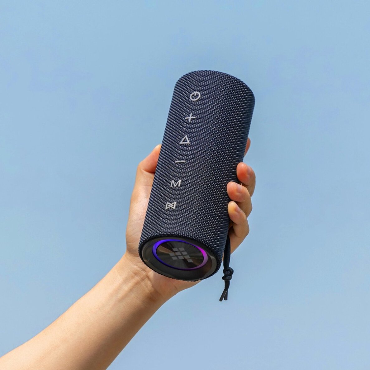 Nešiojamas „Bluetooth“ garsiakalbis Tronsmart Mirtune C2 24W – juodas 15