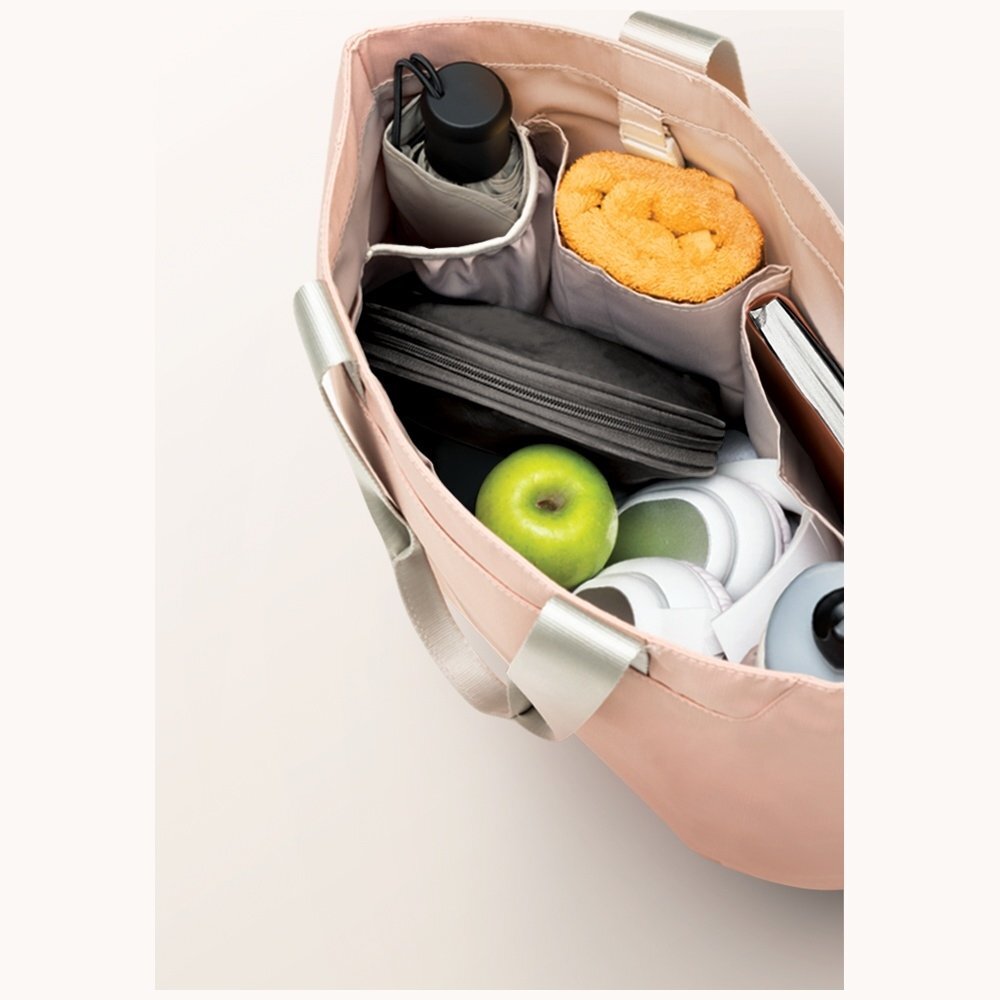 Uniq Arden Tote 16L rankinė – juoda 2 Uniq Arden Tote 16L rankinė – juoda 2