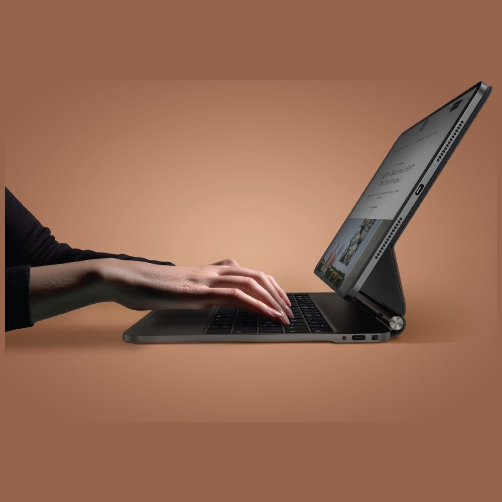 iPad 11" 2025 / iPad Air 11" 2024 / 2025 / iPad Pro 11" 2018 / 2020 / 2021 / 2022 / 2024 Uniq Venno Pro Magnetic Smart klaviatūros dėklas – rudas 3