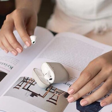 AirPods 1/2 Gen Uniq Lino dėklas – smėlinis 6