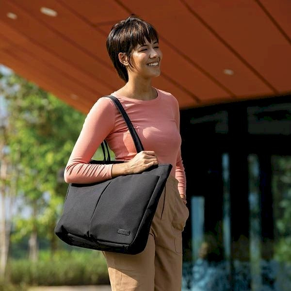 Uniq Kompiuterio krepšys Hava 16" Juodas RPET 5 Uniq Kompiuterio krepšys Hava 16" Juodas RPET 5