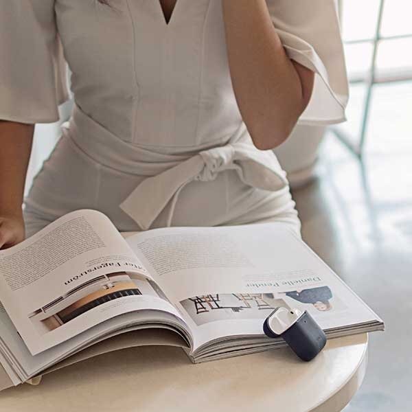 AirPods 1/2 Gen Uniq Lino dėklas – smėlinis 4