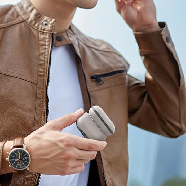 AirPods Pro 2 Uniq Lyden DS dėklas – smėlinis-žalias 3