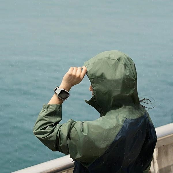 Apple Watch 45/44 mm Uniq Monos 2in1 rinkinys (dirželis + dėklas) – pilkas 4 Apple Watch 45/44 mm Uniq Monos 2in1 rinkinys (dirželis + dėklas) – pilkas 4