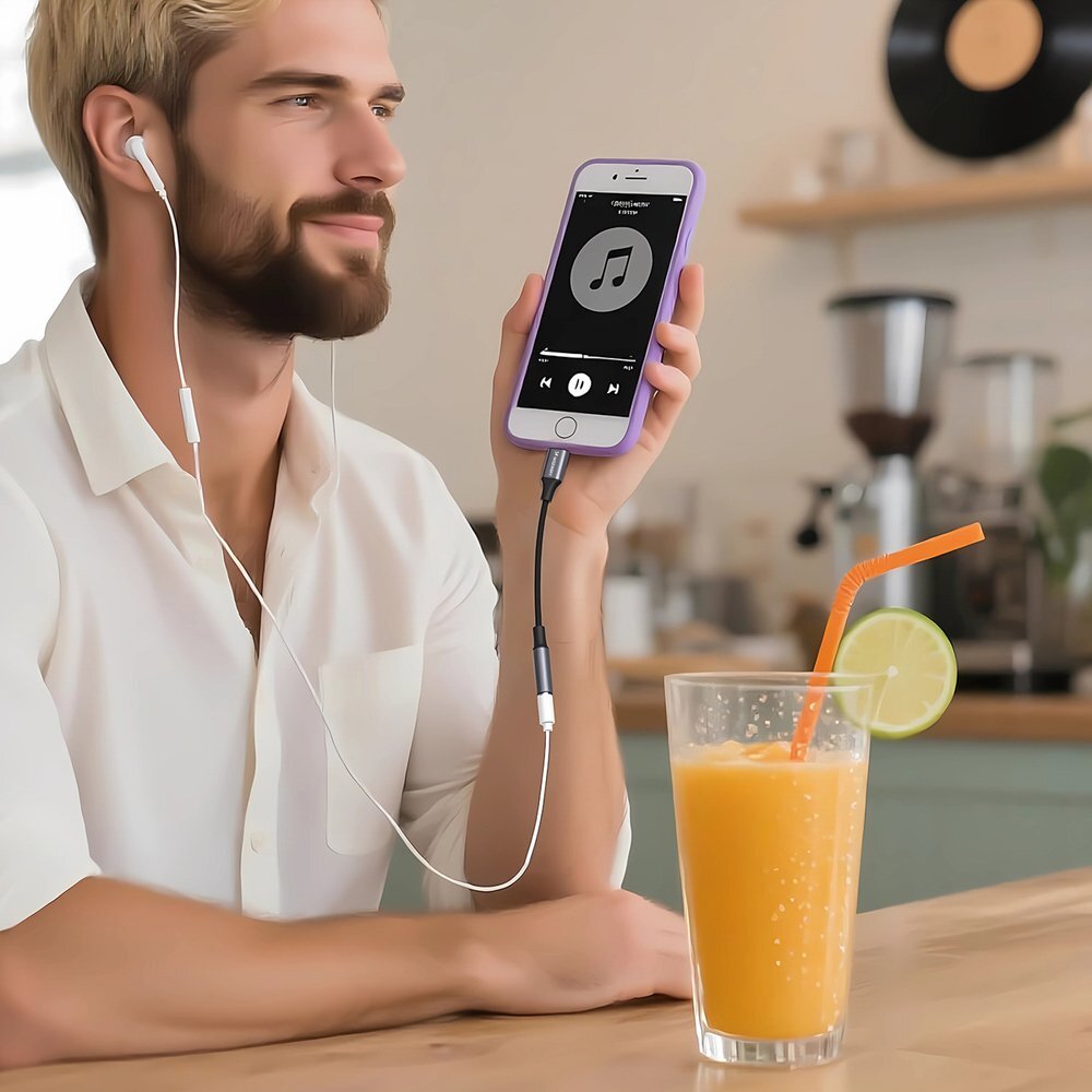 Adapteris Wozinsky WALJ-01 Lightning – 3.5mm Mini Jack – juodas 8 Adapteris Wozinsky WALJ-01 Lightning – 3.5mm Mini Jack – juodas 8