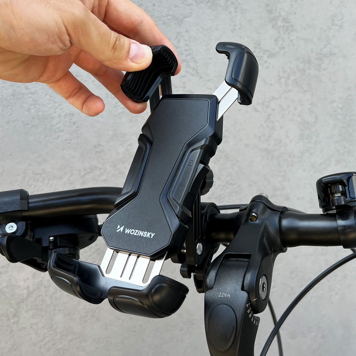 Laikiklis Wozinsky strong phone holder for the handlebar of a bicycle, motorcycle, scooters Juodas (WBHBK6) 9 Laikiklis Wozinsky strong phone holder for the handlebar of a bicycle, motorcycle, scooters Juodas (WBHBK6) 9