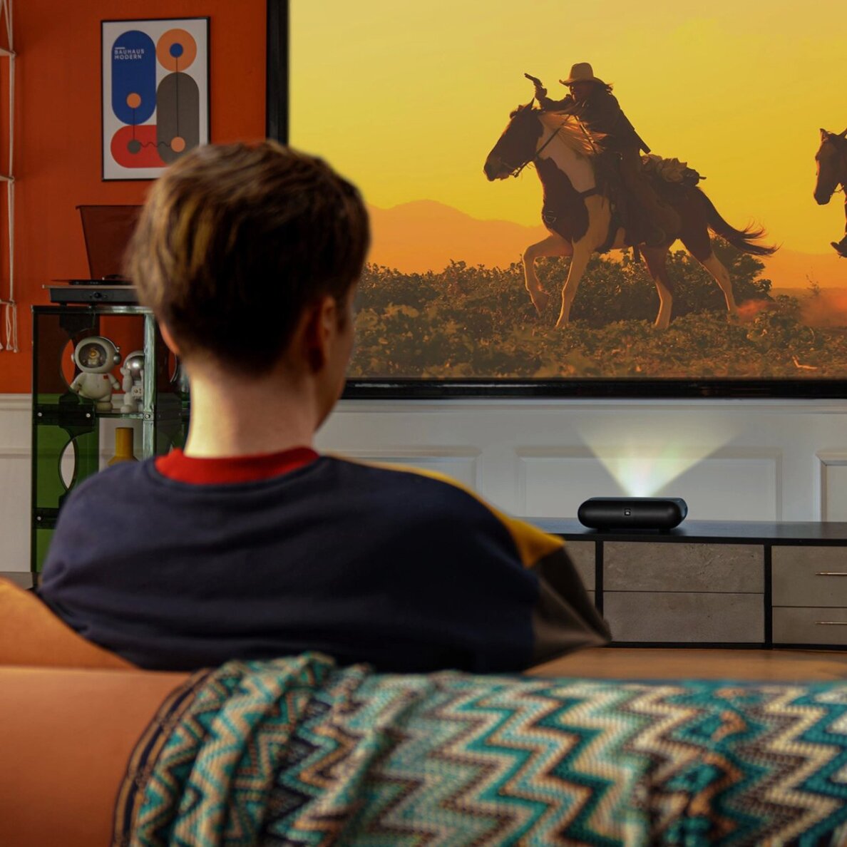 Projektorius Yaber K300s Multimedia Laser RGB FullHD 1080p su JBL garsiakalbiais – juodas 20